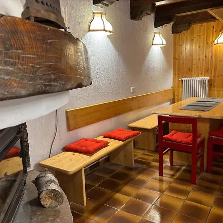 Casera Marisa Chalé *