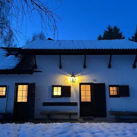 Casera Marisa Chalé *