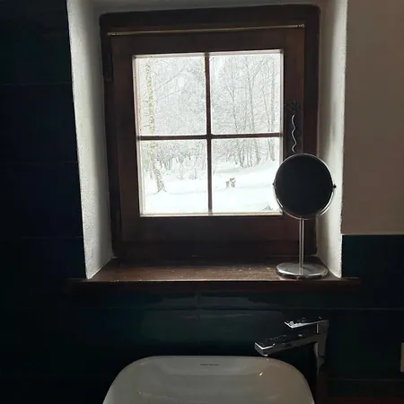 Casera Marisa 샬레 *